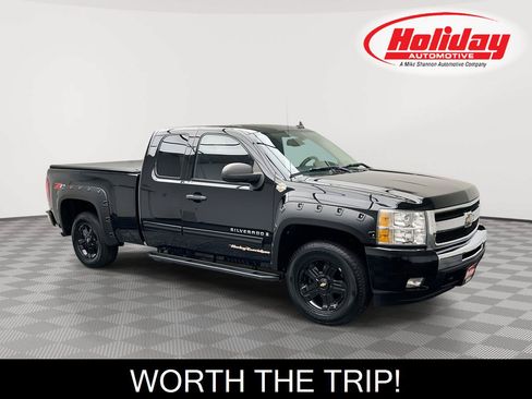 Used 2009 Chevrolet Silverado 1500 LT w/ Power Pack Plus AWD/4WD image 1