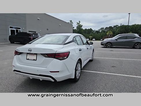 Used 2025 Nissan Sentra S FWD image 24