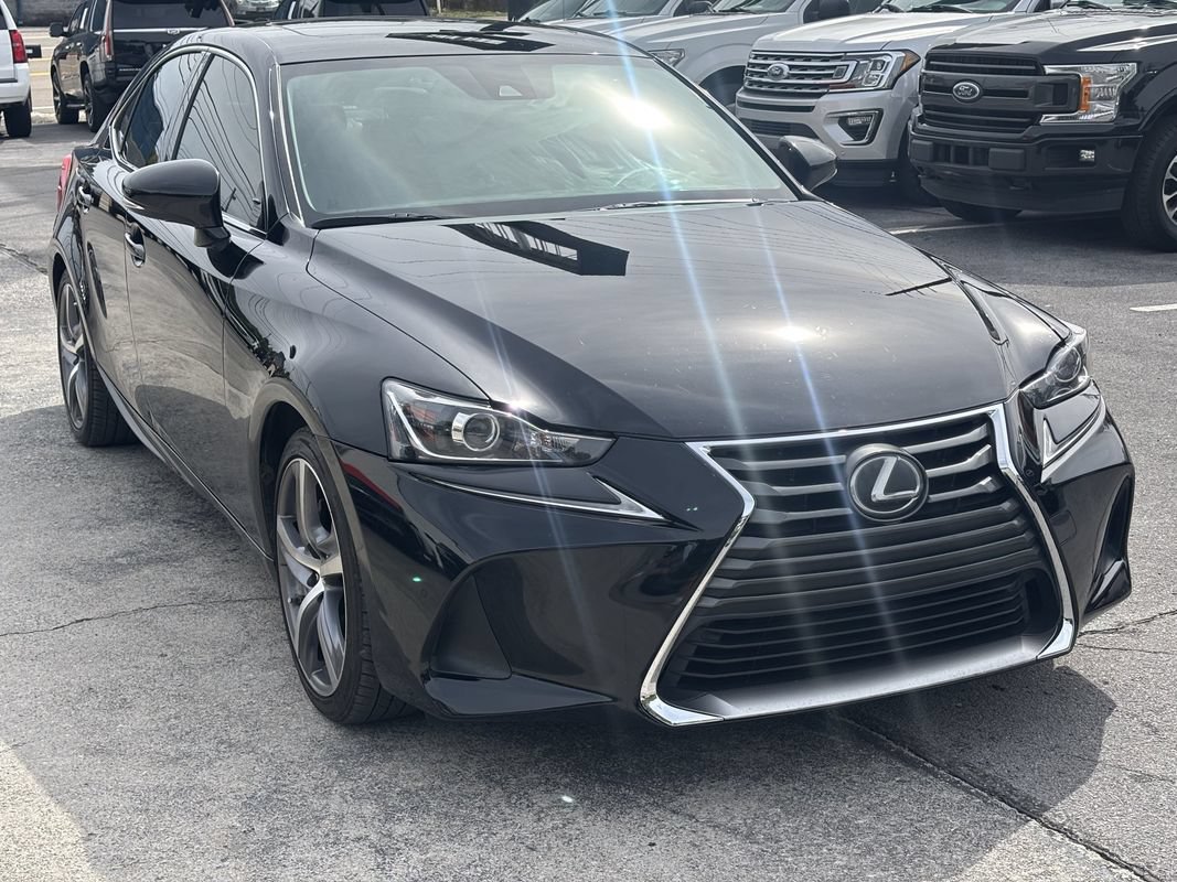 Used 2017 Lexus IS 200t w/ Navigation System Package RWD image 9