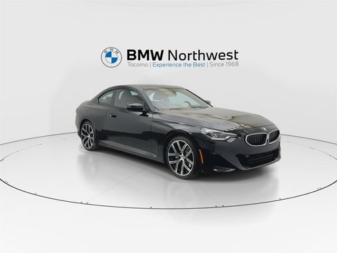 Used 2024 BMW 230i xDrive Coupe w/ Convenience Package AWD/4WD image 6