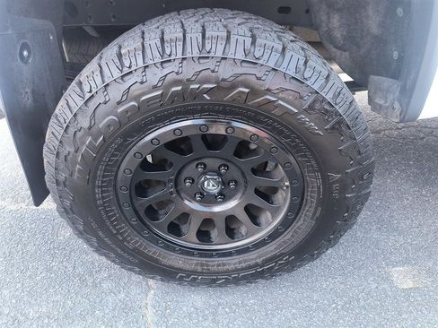 Used 2019 Chevrolet Colorado ZR2 AWD/4WD image 12