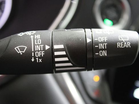 Used 2025 Chevrolet Blazer LT image 28