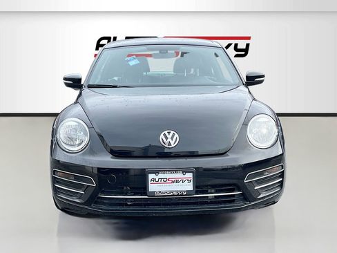 Used 2019 Volkswagen Beetle 2.0T SE FWD image 2