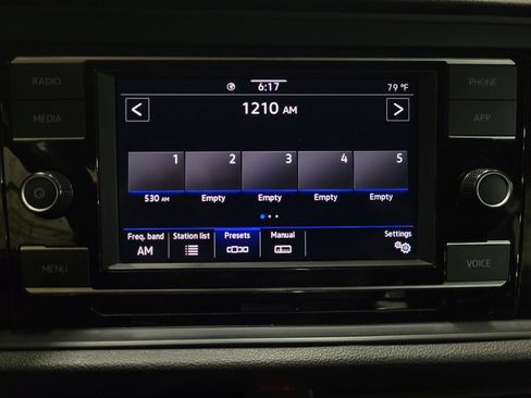 Used 2024 Volkswagen Jetta S FWD image 25