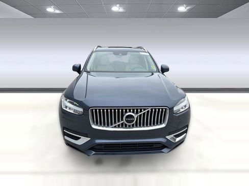 Certified 2022 Volvo XC90 T8 Inscription Expression image 6
