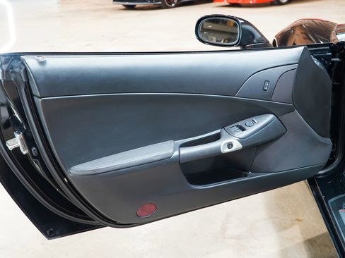 Used 2013 Chevrolet Corvette Grand Sport RWD image 40