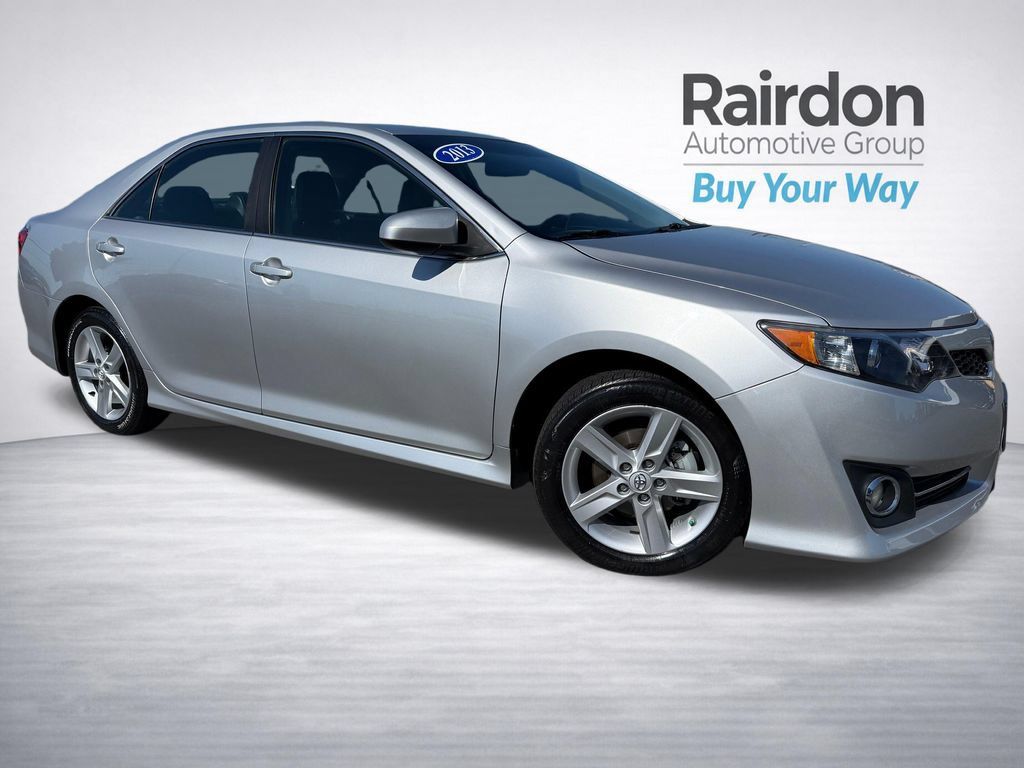 Used 2013 Toyota Camry SE FWD 360° Tour