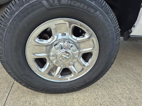 Used 2022 RAM 2500 Tradesman image 12