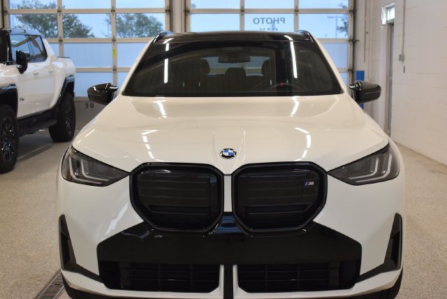 Used 2025 BMW X3 M50 w/ Premium Package AWD/4WD image 3