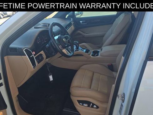 Used 2020 Porsche Cayenne image 5