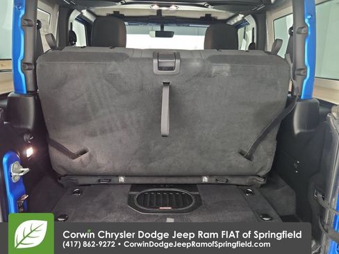 Used 2021 Jeep Wrangler Rubicon AWD/4WD image 26