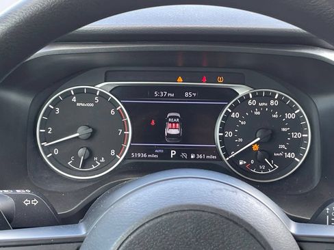Used 2024 Nissan Rogue S AWD/4WD image 16