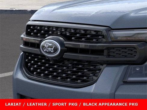 New 2025 Ford Ranger Lariat w/ Black Appearance Package image 17