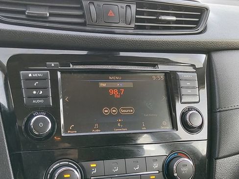 Certified 2019 Nissan Rogue S AWD/4WD image 18