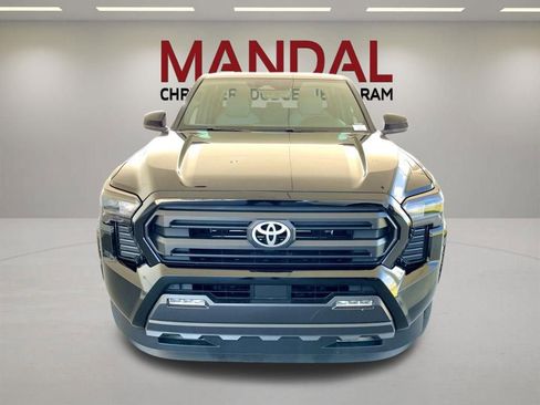 Used 2025 Toyota Tacoma SR5 RWD image 3