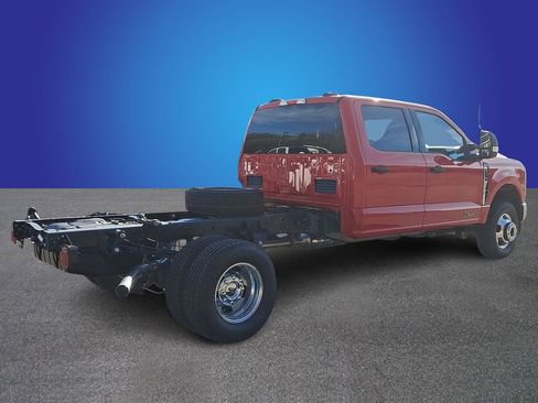 New 2026 Ford F350 XLT w/ XLT Value Package AWD/4WD image 3