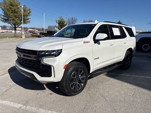 Used 2022 Chevrolet Tahoe Z71 w/ Luxury Package image 14