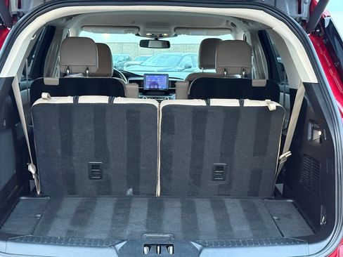 Used 2020 Ford Explorer Limited image 42