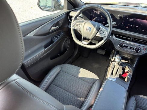 Used 2024 Buick Envista Preferred w/ Convenience I Package FWD image 14