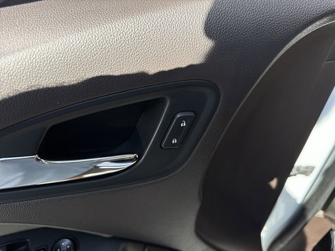 Used 2018 GMC Canyon SLT w/ Driver Alert Package image 35