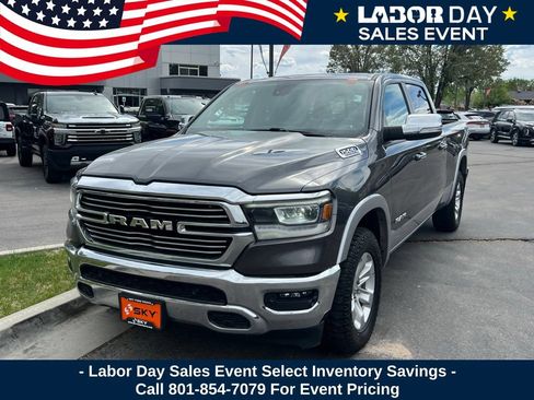 Used 2020 RAM 1500 Laramie AWD/4WD image 2