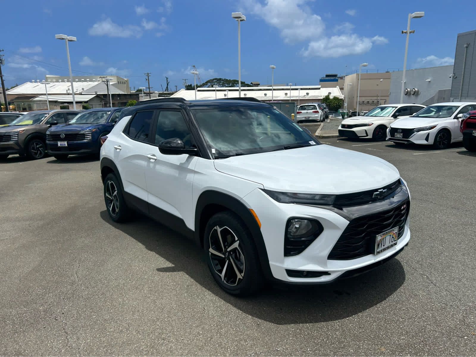Used 2023 Chevrolet TrailBlazer RS w/ Technology Package FWD image 2