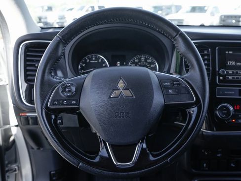 Used 2019 Mitsubishi Outlander SEL image 21