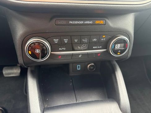 Used 2020 Ford Escape SEL AWD/4WD image 24