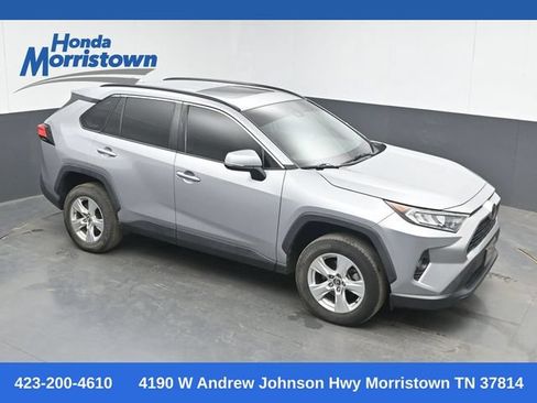 Used 2020 Toyota RAV4 XLE w/ Convenience Package AWD/4WD image 1