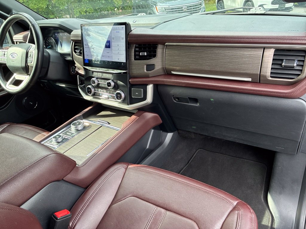 Used 2024 Ford Expedition Limited AWD/4WD image 51