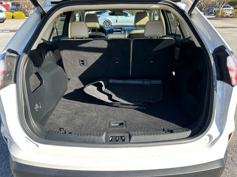 Used 2022 Ford Edge SEL w/ Convenience Package image 20