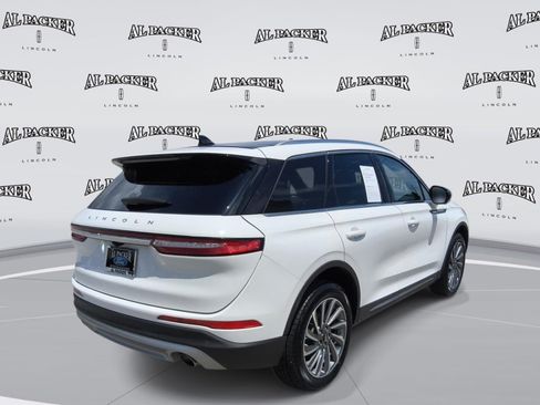 Used 2023 Lincoln Corsair Reserve w/ Equipment Group 201A FWD image 5