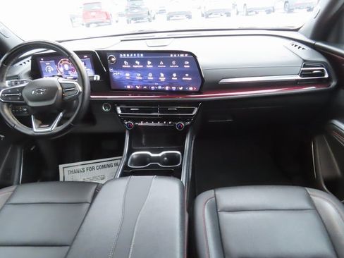 Used 2024 Chevrolet Traverse Z71 w/ Enhanced Driving Package image 25