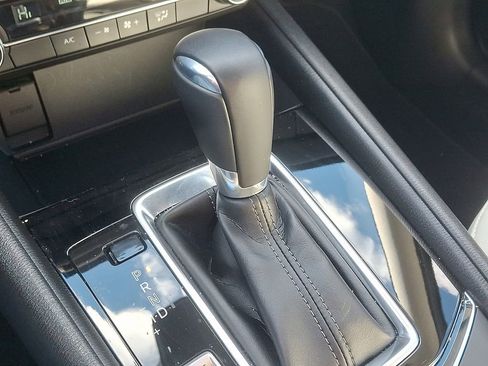 Used 2024 MAZDA CX-5 AWD 2.5 S w/ Preferred Package image 16