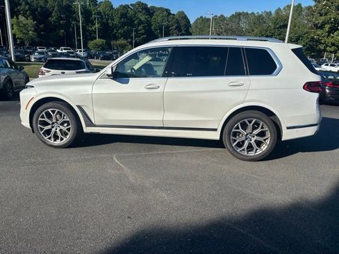 Used 2024 BMW X7 xDrive40i AWD/4WD image 13