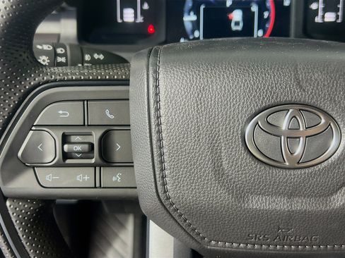New 2025 Toyota Tacoma SR5 image 18