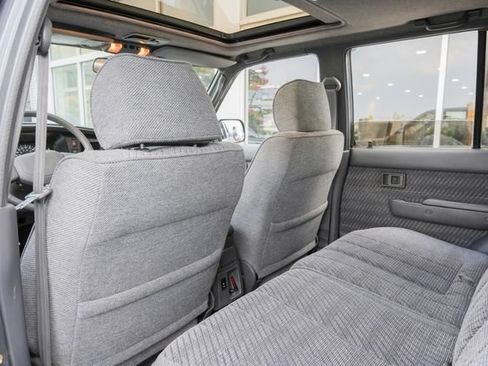 Used 1993 Toyota 4Runner SR5 AWD/4WD image 35