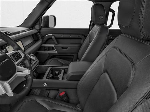 New 2025 Land Rover Defender 110 S image 6