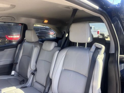Used 2023 Honda Odyssey Touring image 19