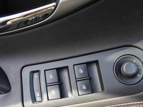 Used 2011 Buick LaCrosse CXL AWD/4WD image 13