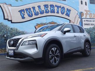 Used 2023 Nissan Rogue SV image 1