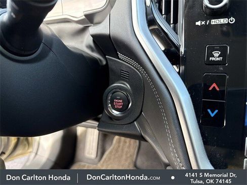 Used 2025 Subaru Outback Limited XT image 22