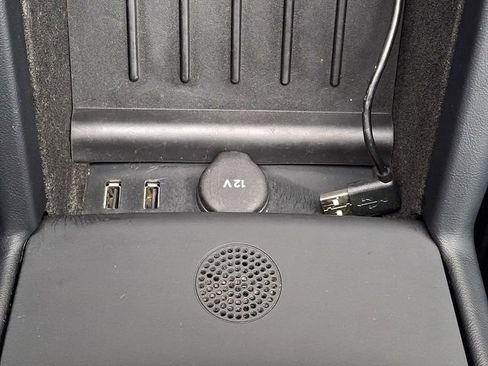 Used 2017 Tesla Model S 75D image 28