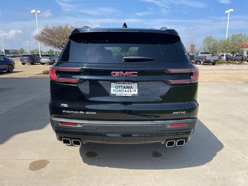 Used 2025 GMC Acadia AT4 w/ LPO, Floor Liner Package AWD/4WD image 6