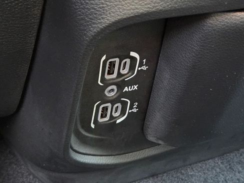 Used 2025 RAM 1500 Tradesman AWD/4WD image 31