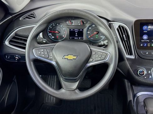 Used 2024 Chevrolet Malibu LT image 36