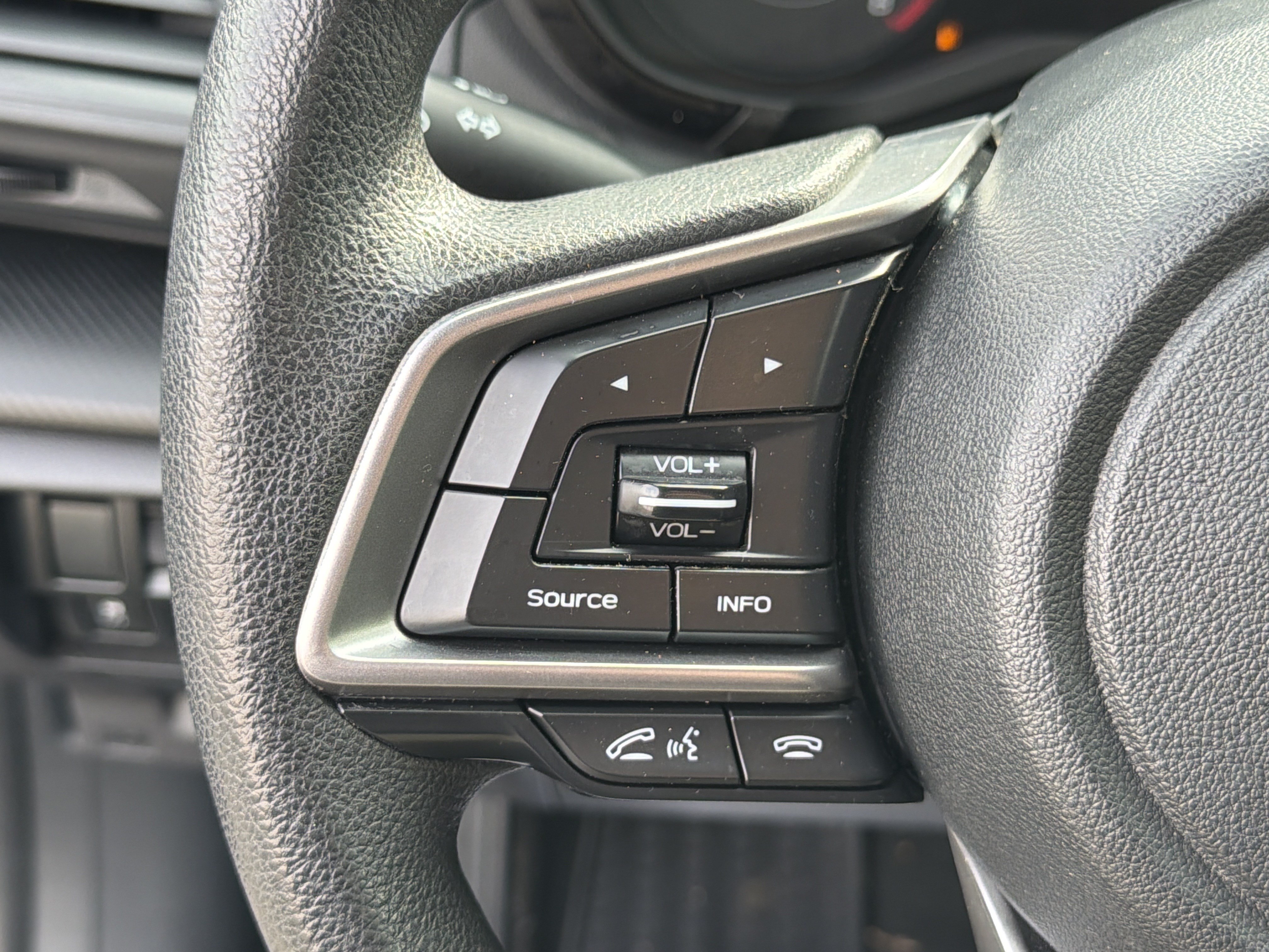 Used 2018 Subaru Impreza 2.0i AWD/4WD image 13