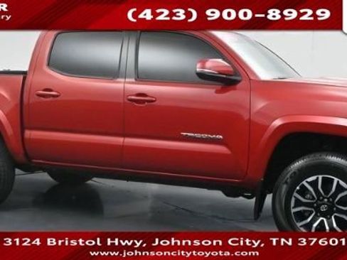 Used 2023 Toyota Tacoma TRD Sport AWD/4WD image 1