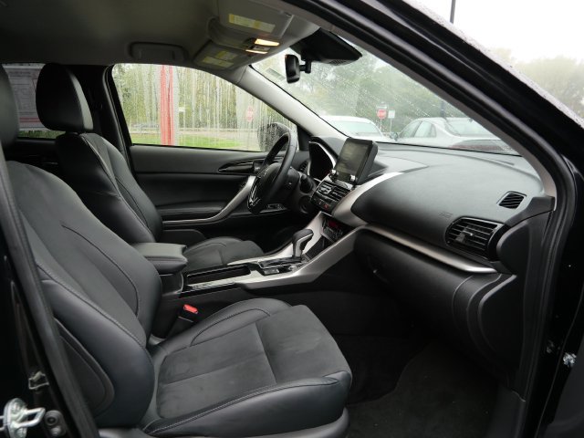 Used 2025 Mitsubishi Eclipse Cross SE AWD/4WD image 8