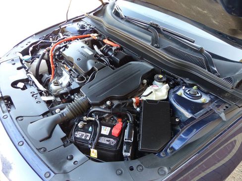 Used 2019 Honda Accord Hybrid image 14